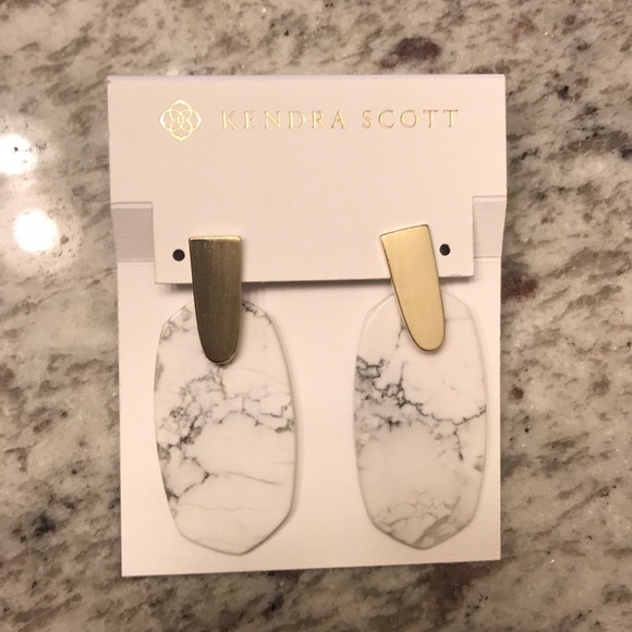 Kendra Scott Jewelry - Kendra Scott Aragon earrings